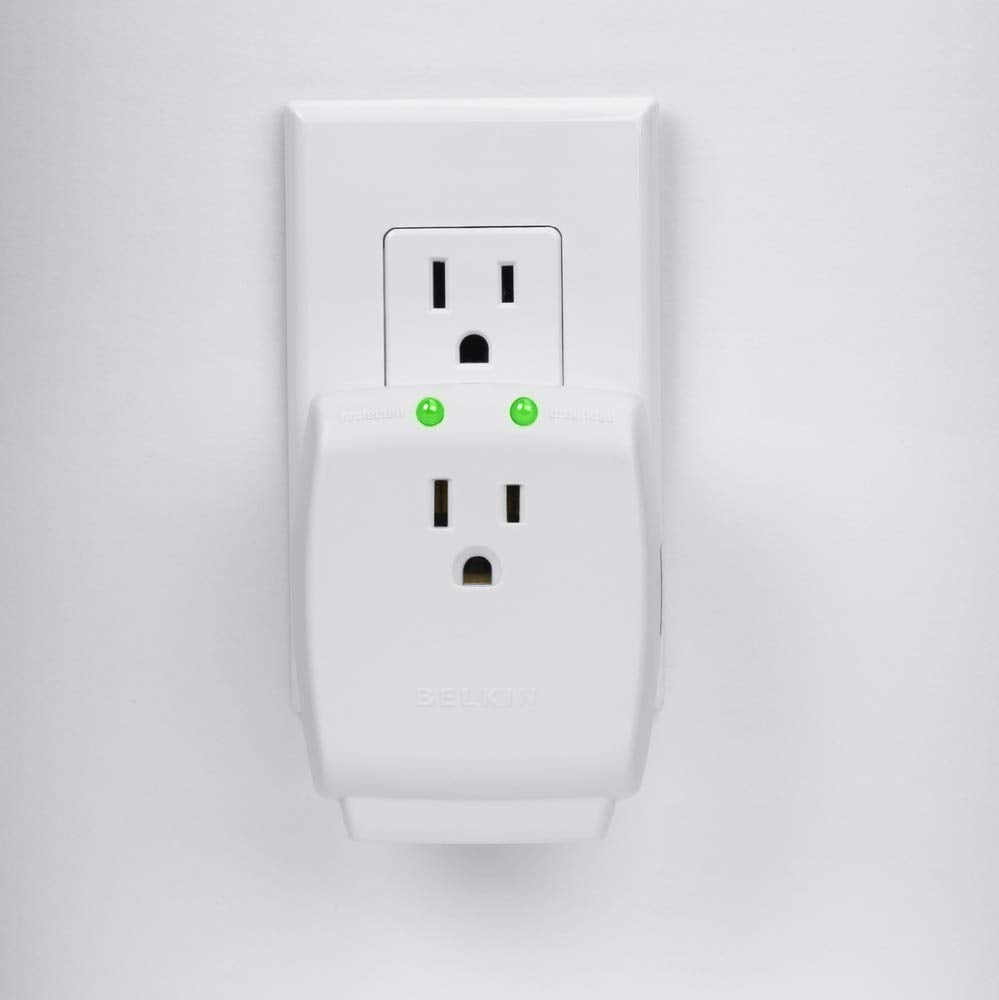 Belkin 1-Outlet Home Series SurgeCube - Grounded Outlet Portable Wall Tap Adapter with Ground & Protected Light Indicators for Office, Charging Brick