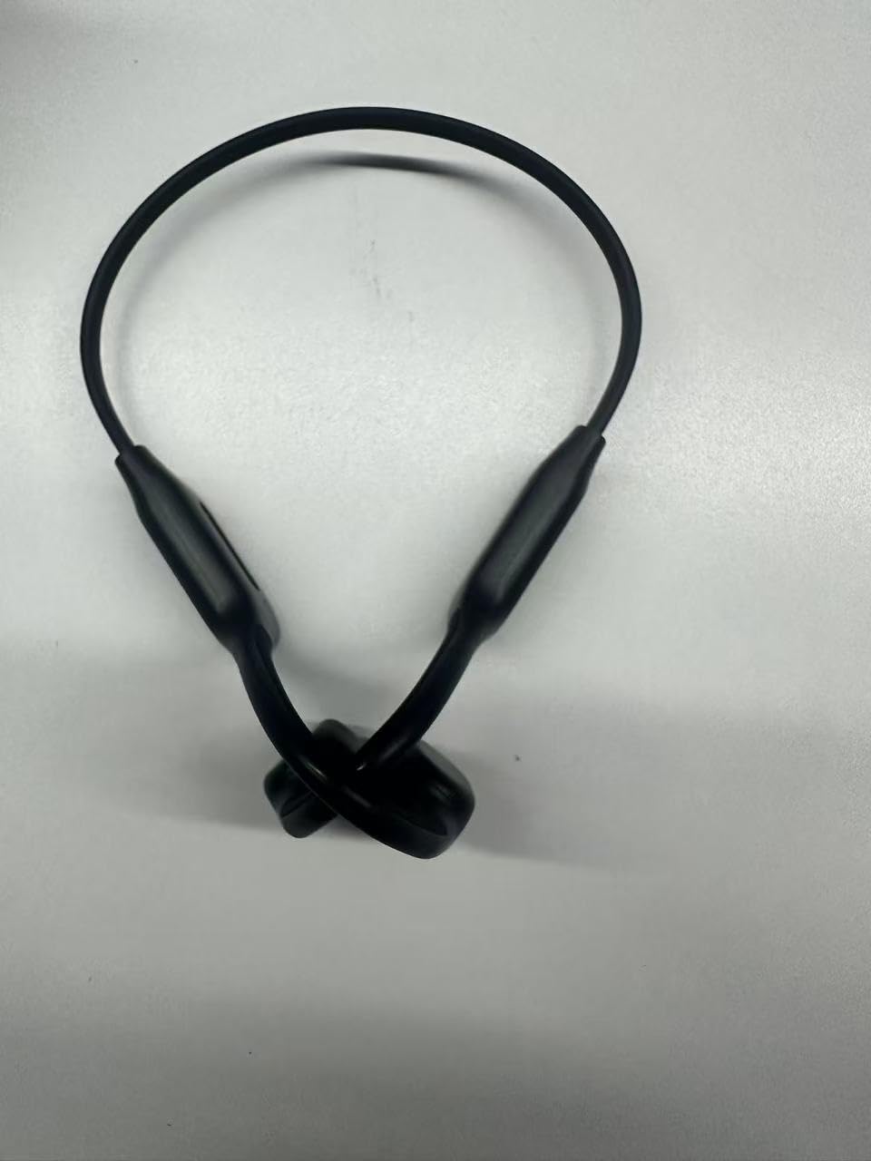 Tevese Swimming Headphones, Bone Conduction with Bluetooth 6.0, IPX8 Waterproof, 32G Memory & MP3 Player - Sports and Underwater Headphones (Black)