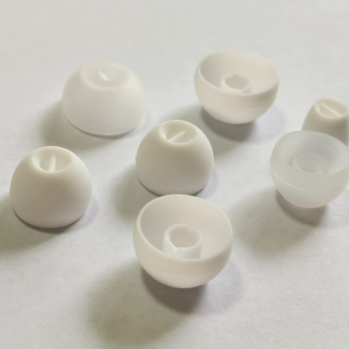 Mijusun Small Ear Tips Extra Small Earbuds Tips Replacement for Wireless Wired in-Ear Earphones fit 4.0mm-5.5mm Nozzles White