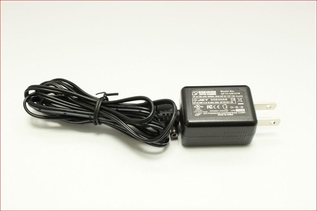 Rokuhan Z Scale A028 AC Adapter - Rokuhan Replaced This wit The A045 - You Will Receive The A045 - Same Product - Updated from Rokuhan