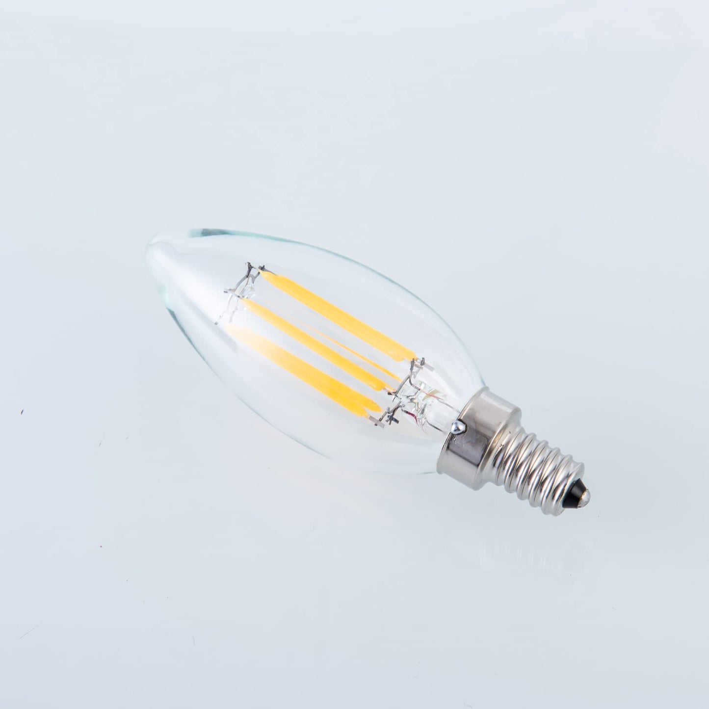 SHUWDKAR 12 Volt LED Candelabra Light Bulbs 60 Watt Equivalent E12 LED Bulb