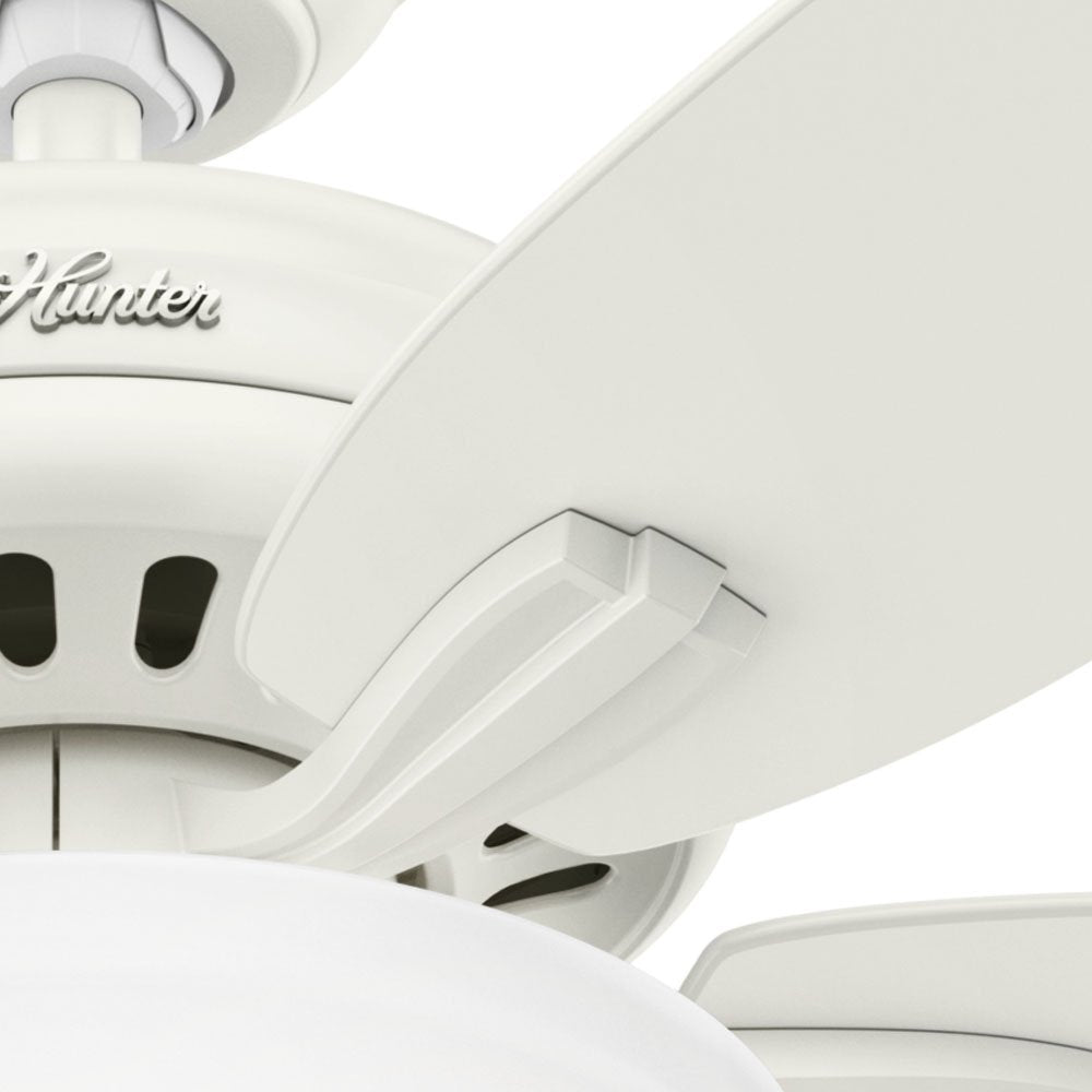 Hunter Fan 52 inch Fresh White Ceiling Fan with Light Kit (Renewed)