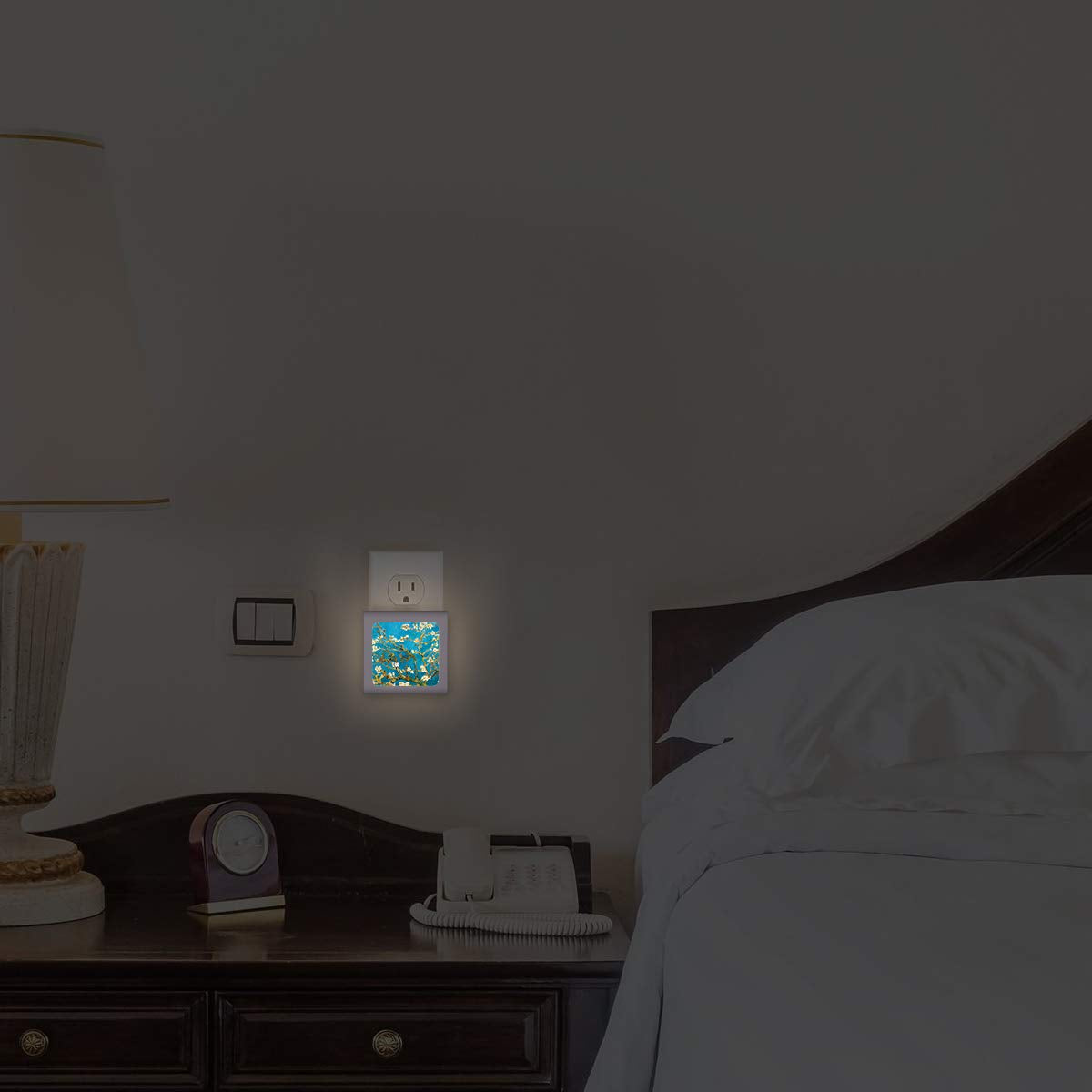 Plug in Dimmable LED Night Light with Dusk to Dawn Auto Sensor, Adjustable Brightness, Warm Light, Auto On-Off Nightlight for Bathroom, Hallway