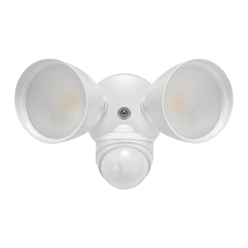 Maxxima Outdoor LED Security Light, White, Photocell, 2000 Lumens, 5CCT