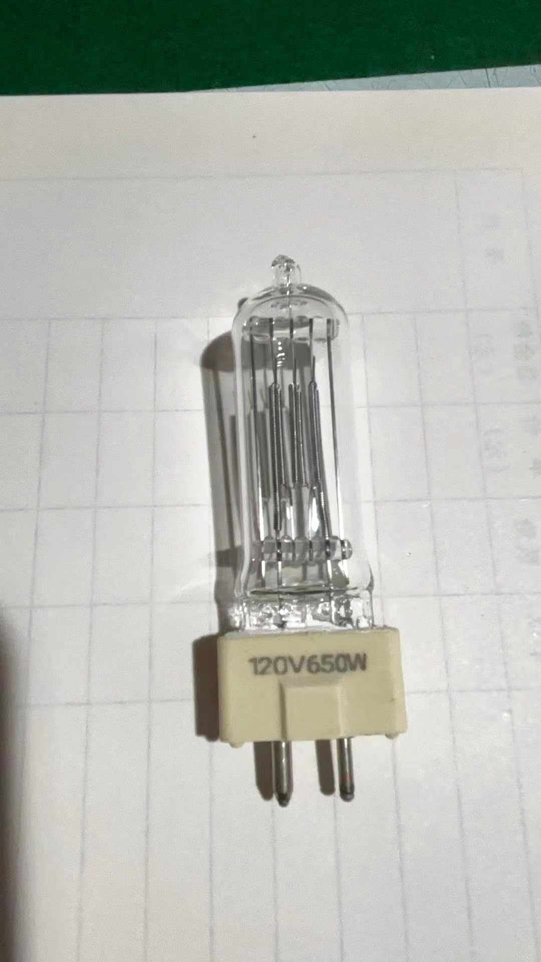 Tawelun FRK T7 120V 650W Bi-Pin Based Stage GY9.5 FRK 650W Halogen Lamp Bulb,T-7 Stage Studio Lamp,Clear,FRK 120V 650W Halogen lamp is Specially
