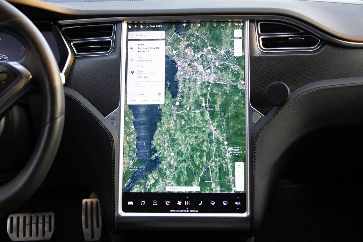 Course Motorsports Direct Fit Phone Mount - Tesla Model S (2012-2020) & X (2012-2021) - Right - Wireless Charger Compatible with MagSafe - QI1