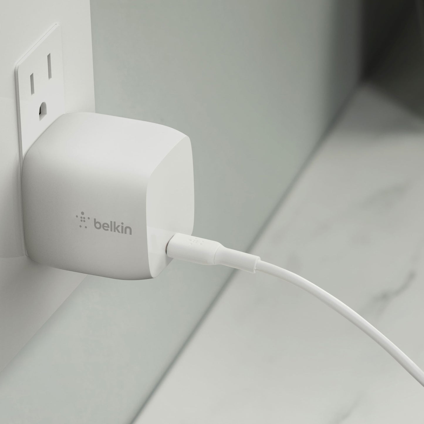 Belkin USB C Charger Block 30W - GaN Power Delivery - Fast Charging USB-C Charger for iPhone 17, Air, Pro, Pro Max, MacBook, iPad, AirPods, Apple