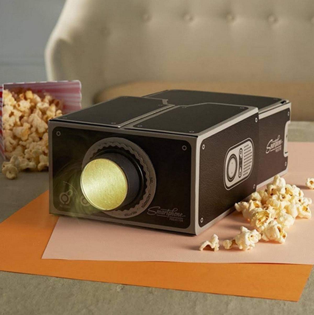 DIY Assemble Smartphone Projector 2.0 No Power Required