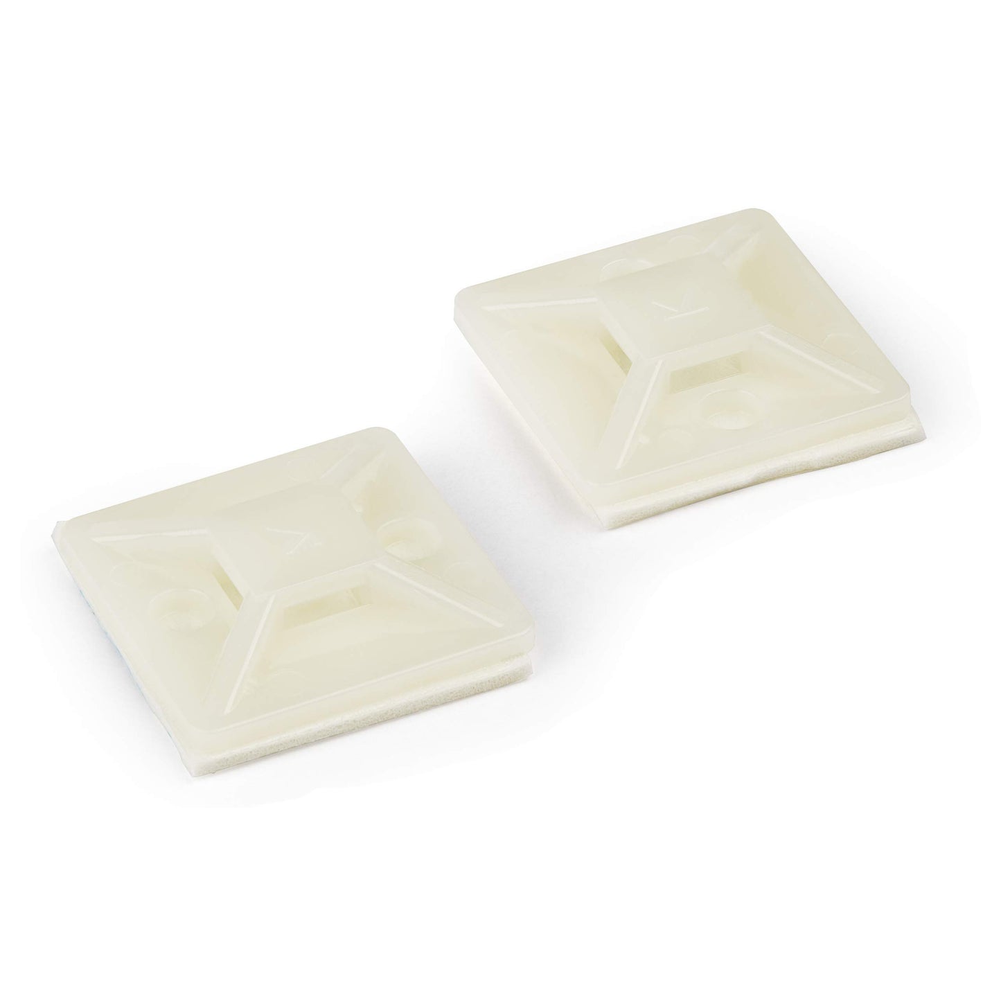 StarTech.com 100 Pack Cable Tie Mounts with Adhesive Tape for 0.18 in. (4.6 mm) Wide Ties - Nylon/Plastic Zip Tie Mounts - Electrical/Network Cable