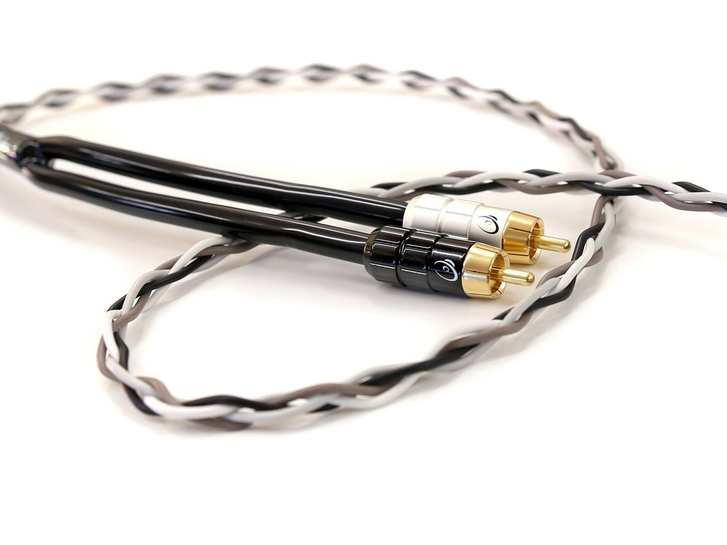 KnuKonceptz Krux Audiophile 1/2M Interlaced 3D Copper Twisted Pair 1.5ft RCA Cable