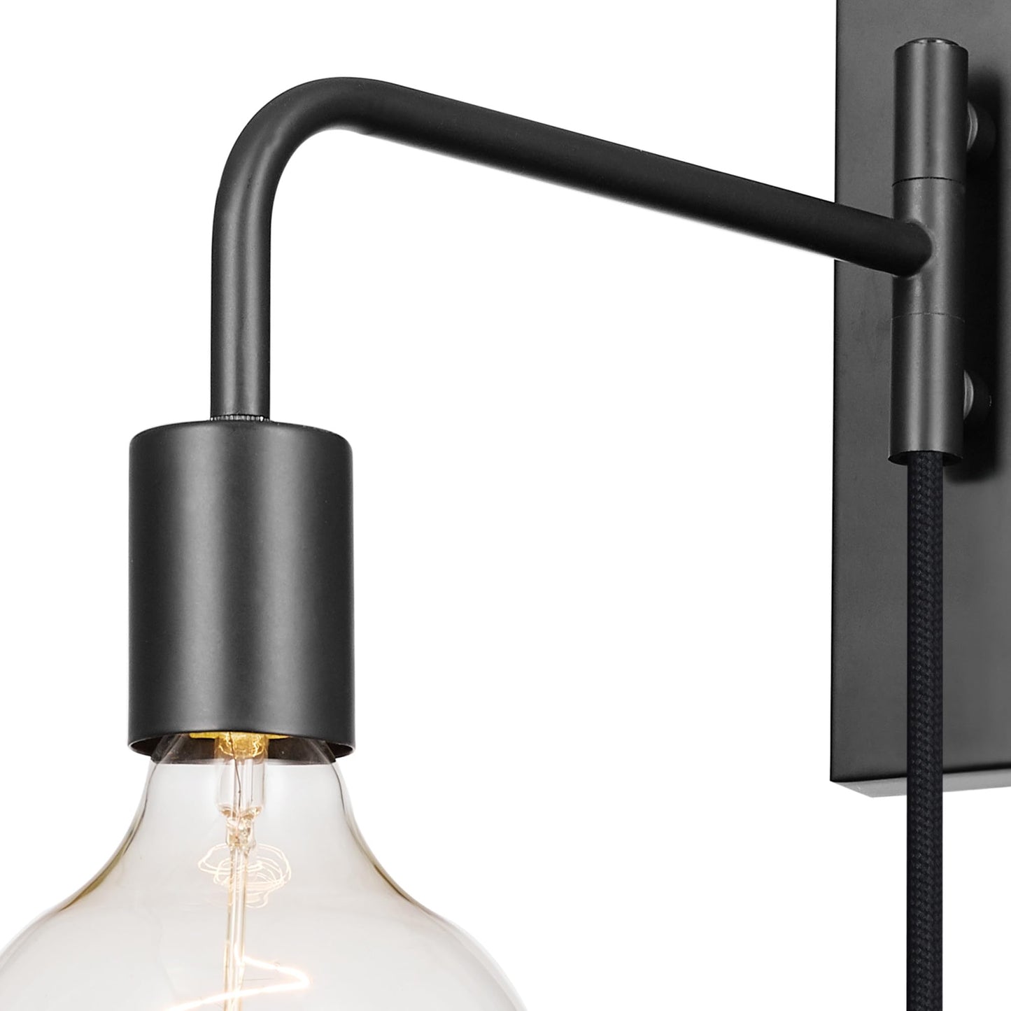 Globe Electric x Novogratz 51370 1-Light Plug-in Wall Sconce, Matte Black, 6-Foot Cloth Cord, Modern Art Deco Lighting for Apartments and Renters