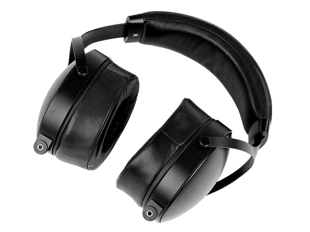 Monolith M1070C Over The Ear Closed Back Planar Magnetic Headphones, Removable Earpads, 3.5mm Connector