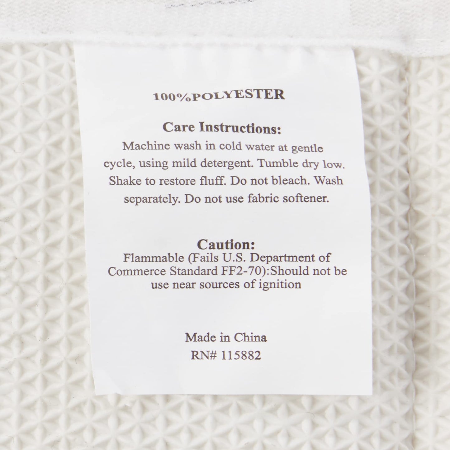 Popular Bath Sinatra Modern Bathroom Rug Classic Luxury Bath Rug Contemporary Decor Stylish Bath Mat for Shower Unique Design White Bathroom Rug Bath…