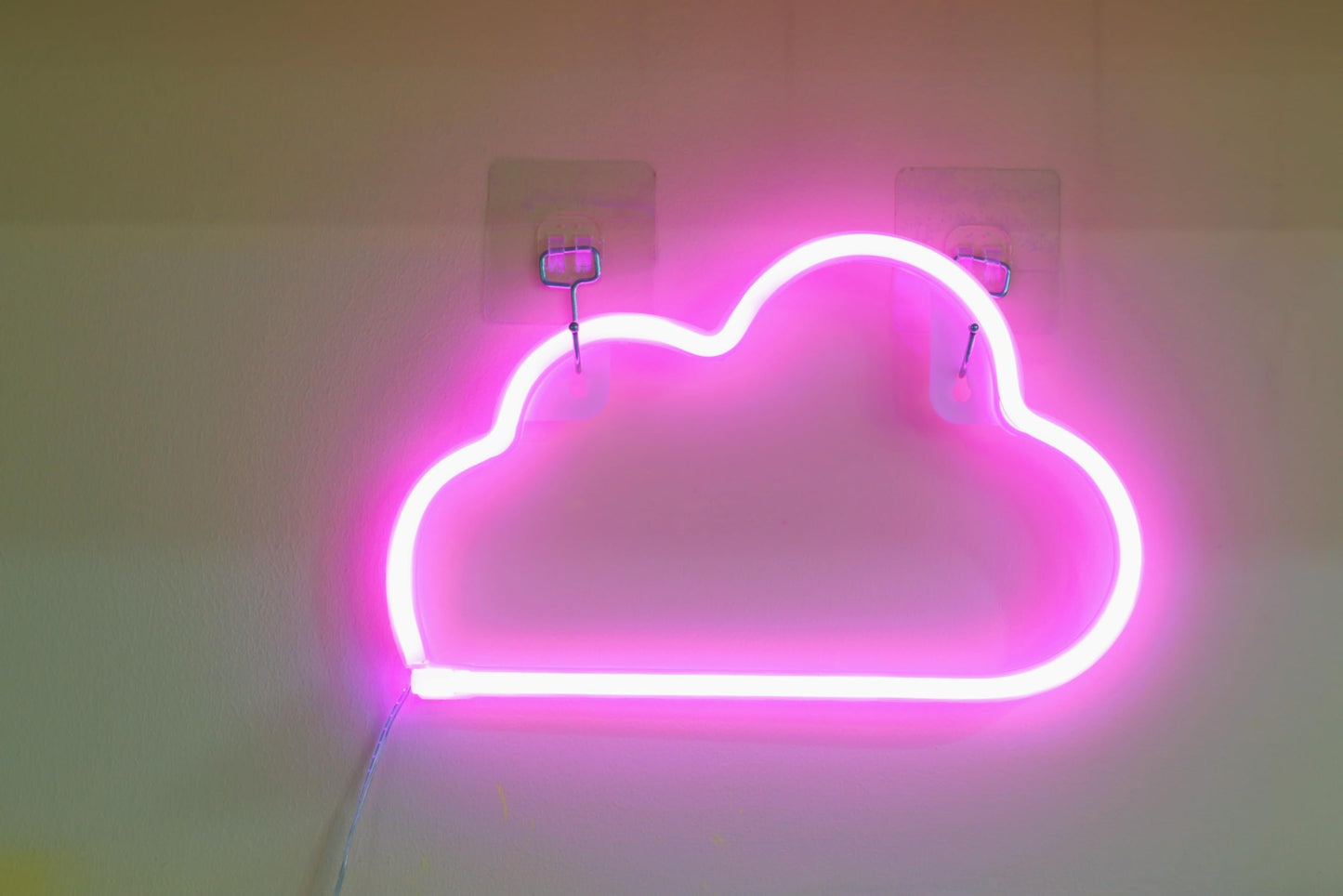 Neon Signs-LED Cloud Neon Light for Wall Decor, Battery or USB Powered Cloud Sign Shaped Decoration Wall Lights (pink)