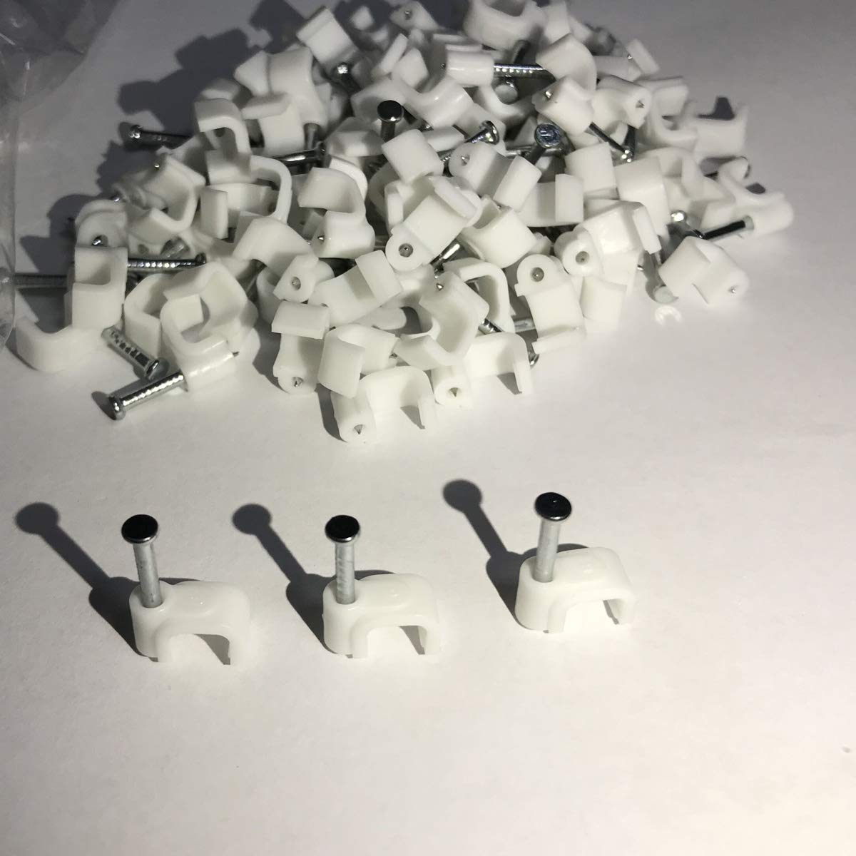 200 PCS 6mm Flat Ethernet Cable Wire Clips Single Coaxial Cable Clamps with Nail for Ethernet Cable Management