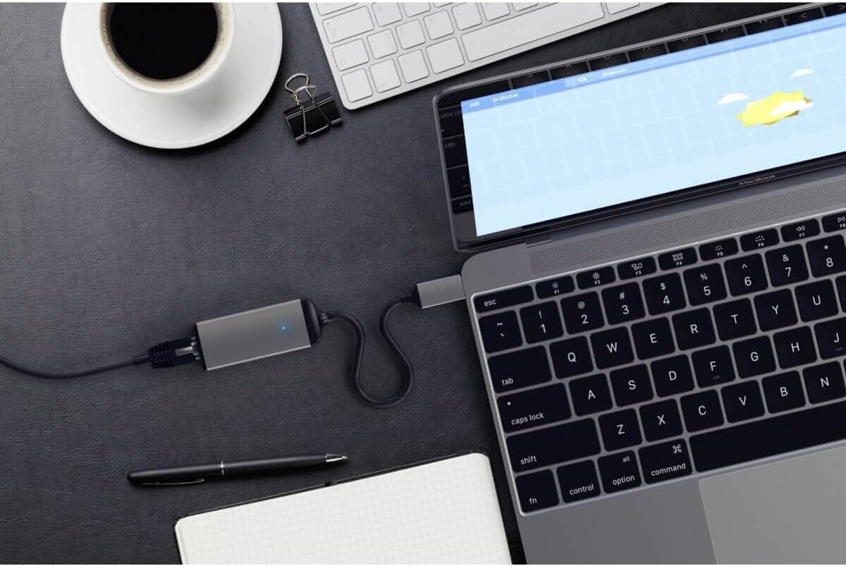 Satechi Aluminum Type-C Gigabit Ethernet Adapter, Compatible with MacBook Air/Pro M5/M4, iPad Air/Pro M5/M4, iPad mini, iPhone 17 - Space Gray