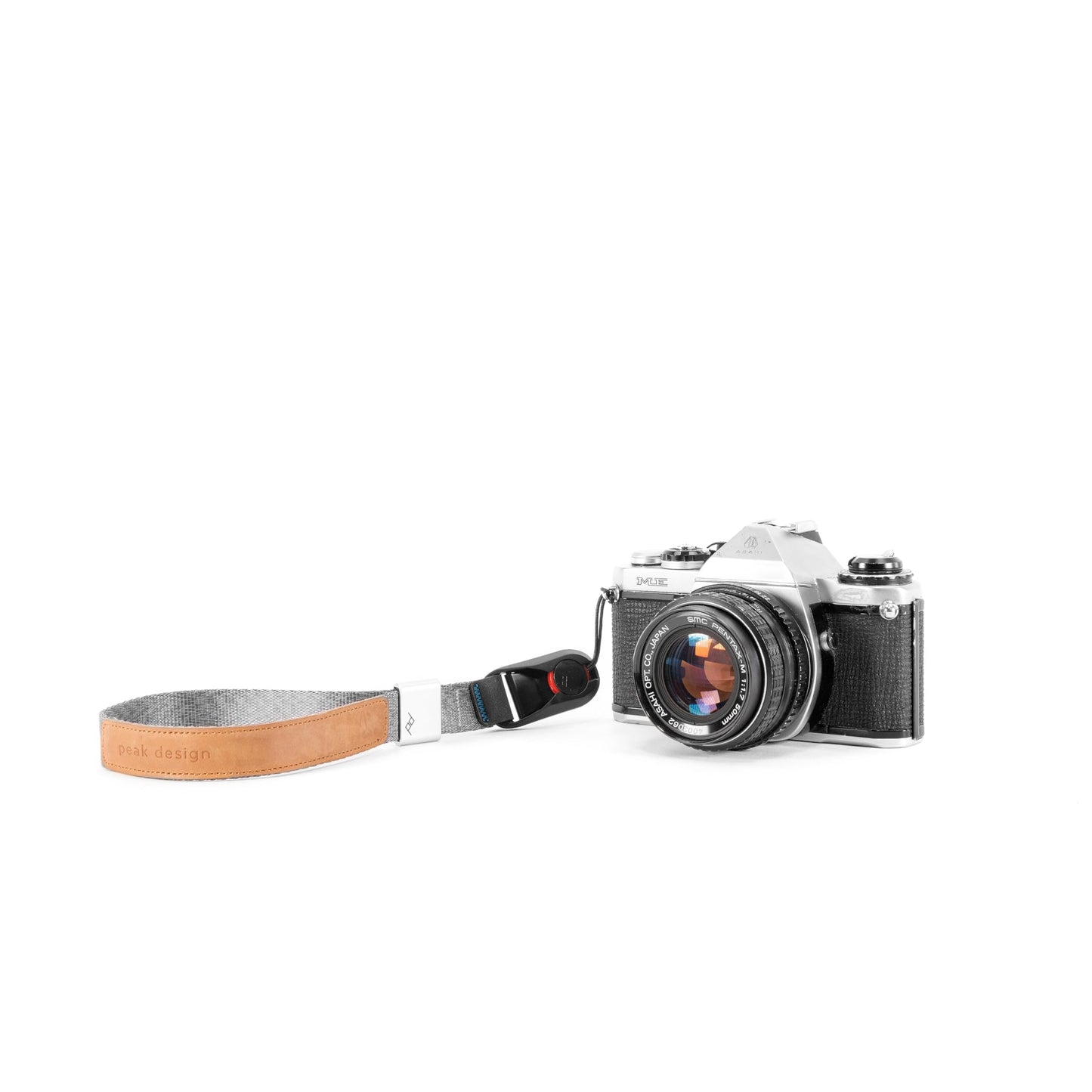 Peak Design Cuff Camera Wrist Strap, Ash, Compatible with DSLR, Compact and Point-and-Shoot Cameras, Low Profile, Quick Release and Connection, 200 lb