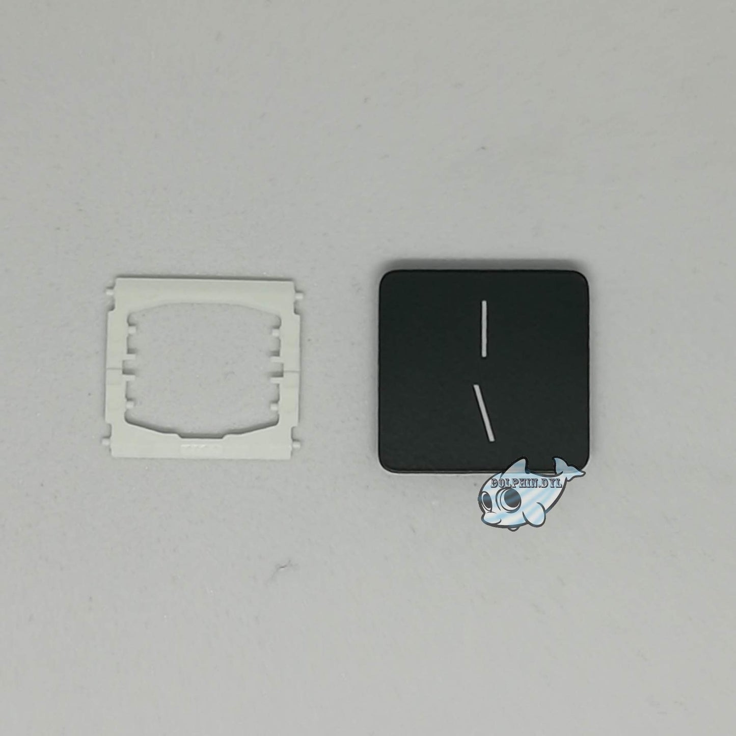 Dolphin.dyl(TM) Replacement Individual Key Cap for US New MacBook Pro A1989 A1990 Key Keyboard(Key Cap with Hinge) (Backslash/Vertical Bar / / |)