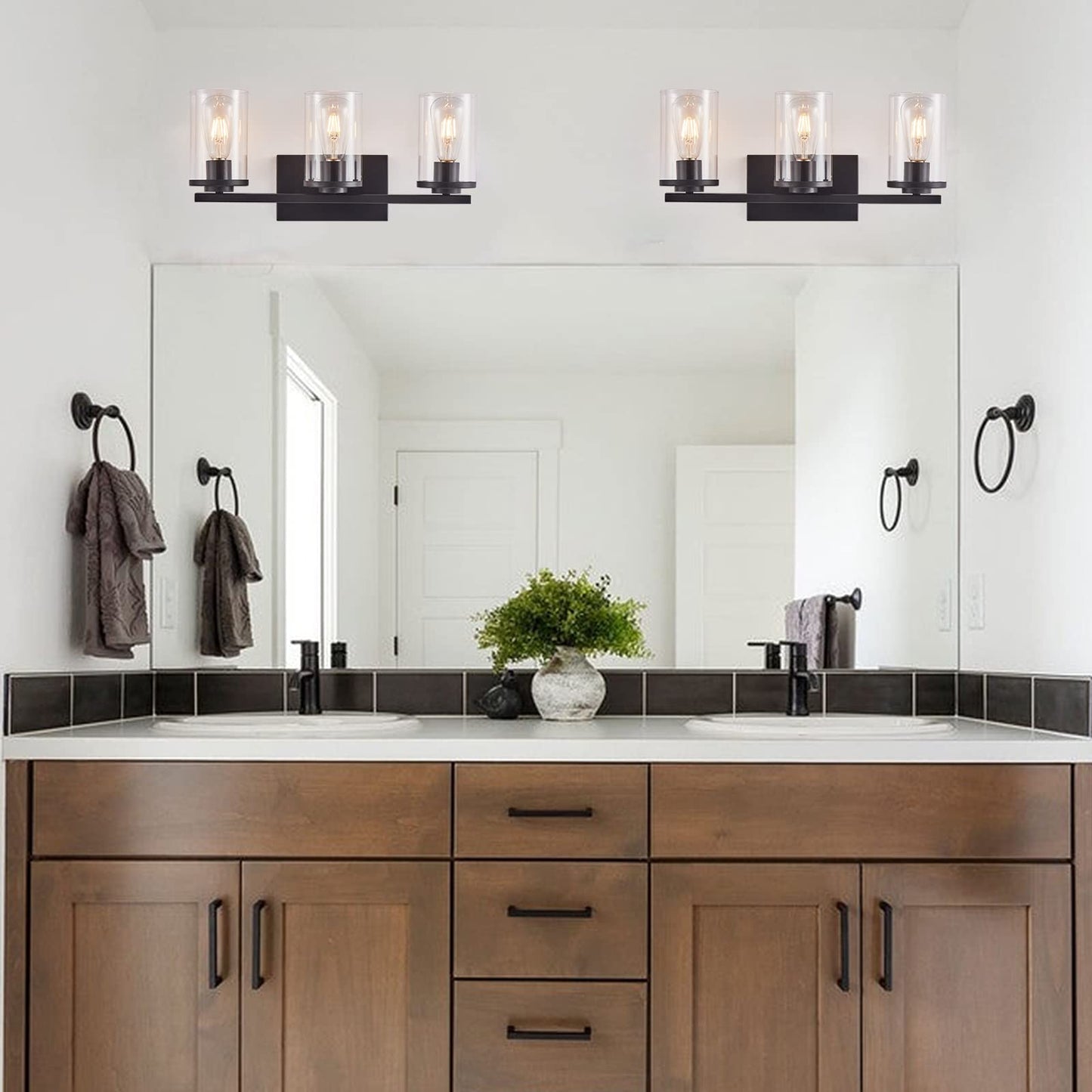 Fabulis Vanity Light with 3-Light Classic Bathroom Light Fixtures Modern Wall Light with Clear Glass Shade Elegant Wall Sconce for Mirror Bedroom