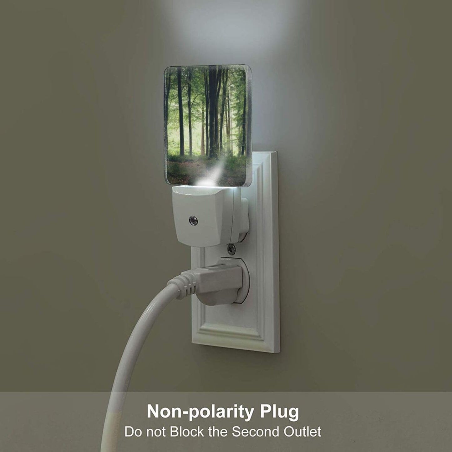 FSHVQKD Green Forest Night Light,Plug Into Wall with Dusk to Dawn Light Sensors, Warm Nightlights for Bedroom, Bathroom, Hallway, Kitchen, Gifts Ideal