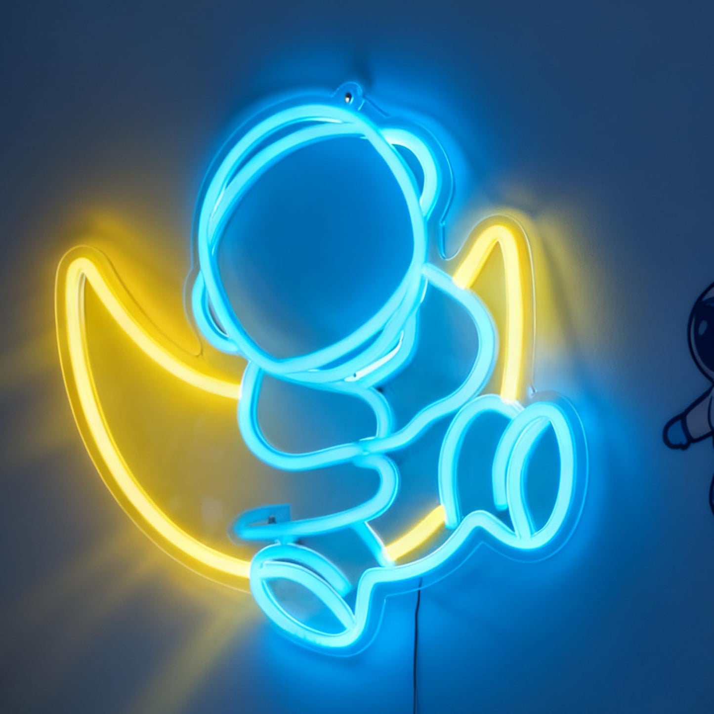 Astronaut Neon Sign, Space Theme Cute Astronaut Accent USB Powered Decorative Neon Light for Home Bedroom Living Room Wall Table Decor Light Up Sign