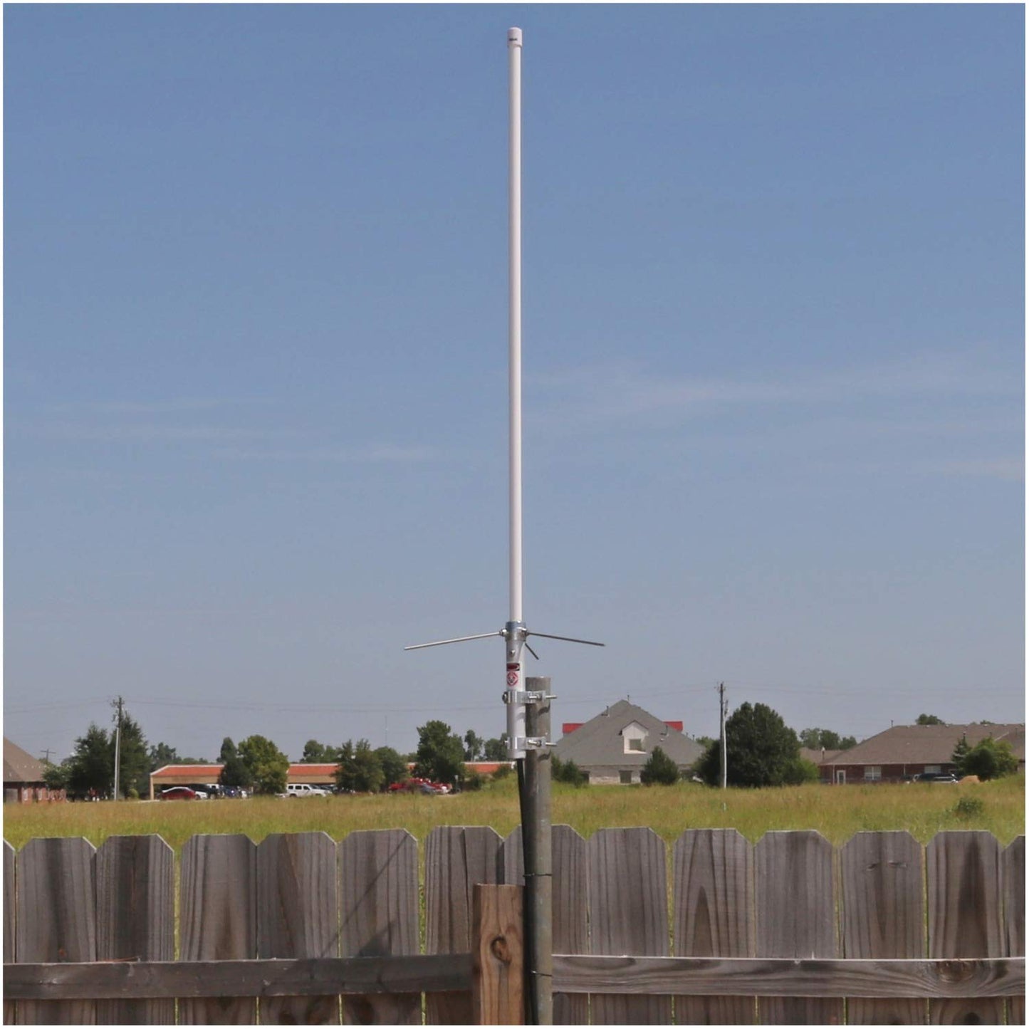 Tram® Pre-Tuned 144 MHz-148 MHz VHF/430 MHz-460 MHz UHF Amateur Dual-Band Base Antenna with White Fiberglass, 1477
