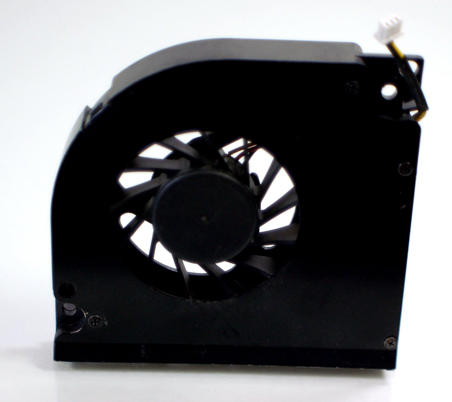 New Genuine OEM for DELL Vostro 1000 Inspiron 1501 E1505 6400 Laptop Fan YD615