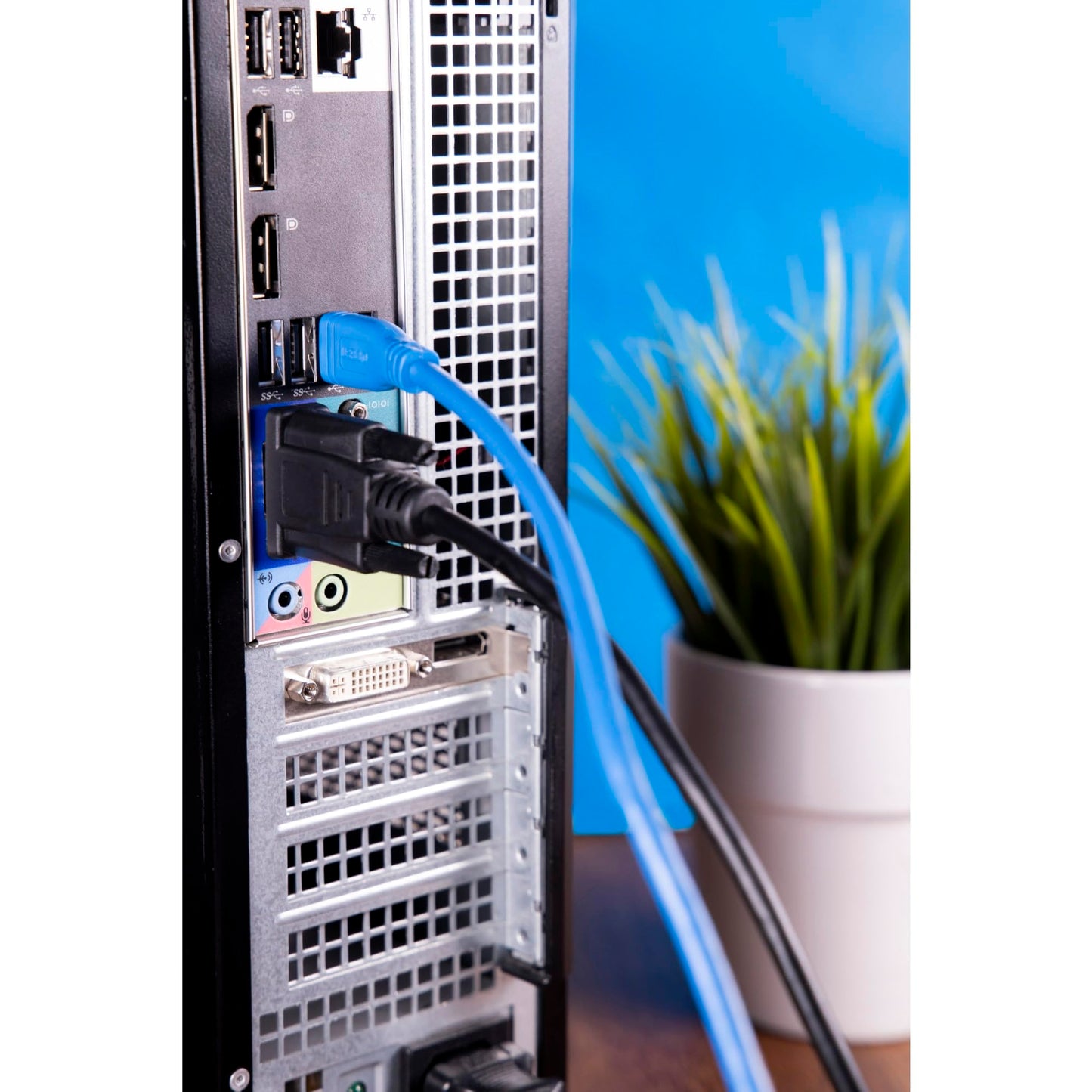 Ativa™ VGA Monitor Extension Cable, 10'