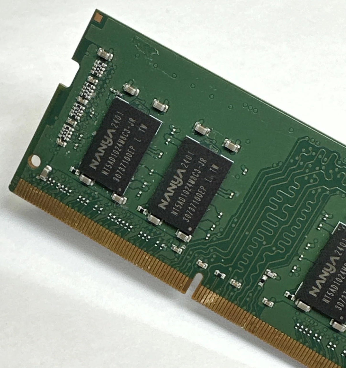 Galimu 16GB(8x2) Total PC4-25600 DDR4-3200MHZ SODIMM Notebook PC Ram PC4-3200AA NT8GA64D88CX3S-JR (CL22, Non-ECC, 260-Pin, Intel and AMD Compatible)