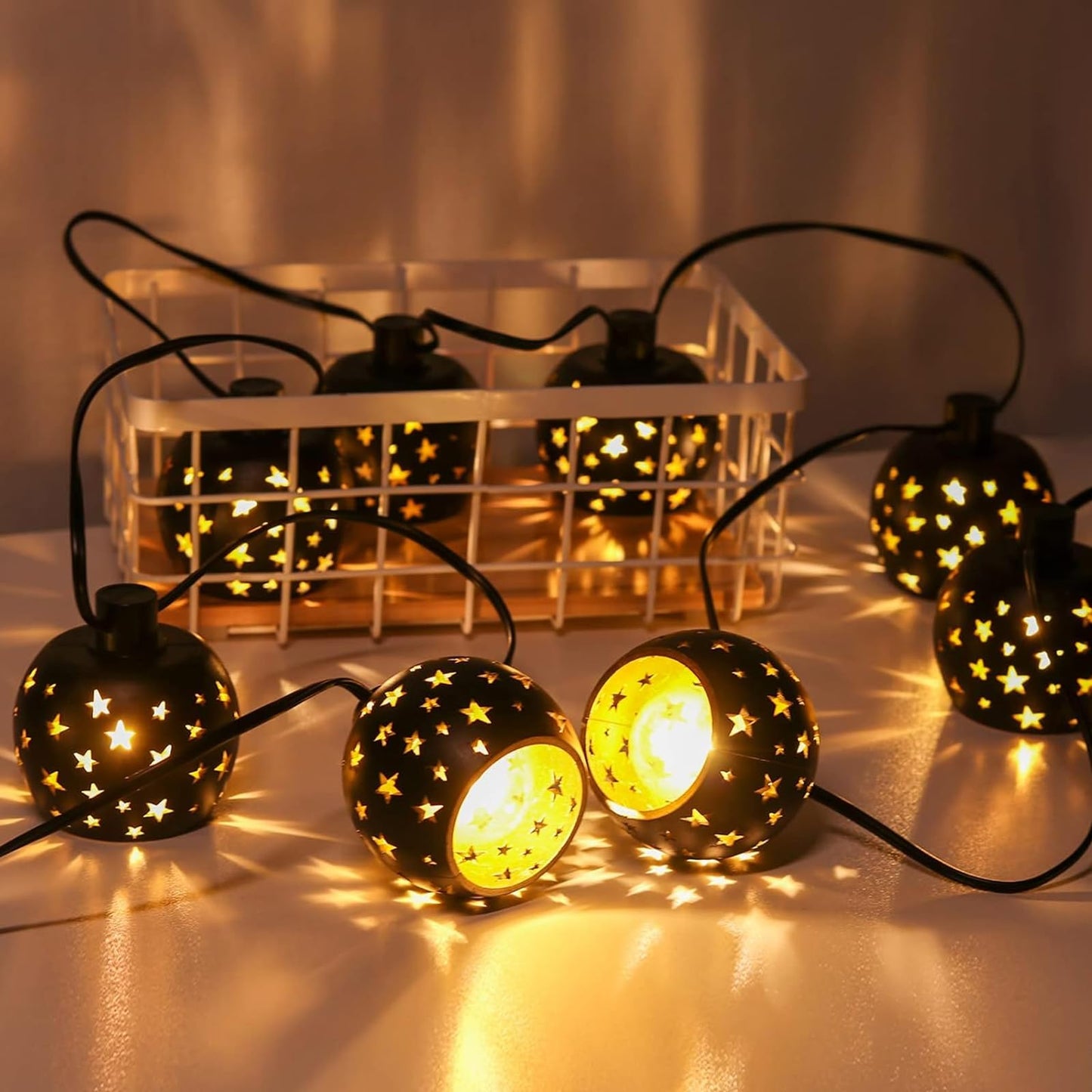 Vigdur Lantern String Lights, Star String Lights Plug in with 10 Clear G40 Bulbs and Star Plastic Lamp Shades, Connectable Moroccan Decoration Light