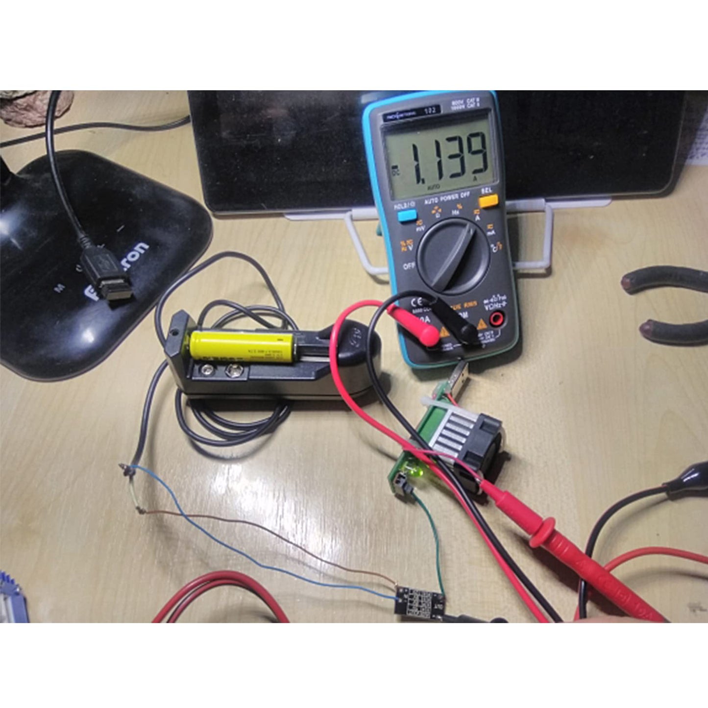 AITIAO 5PCS Multi-Function Mini Boost Module Step Up Board 5V/8V/9V/12V 1.5A LED Indicator DIY Electronic Voltage Module