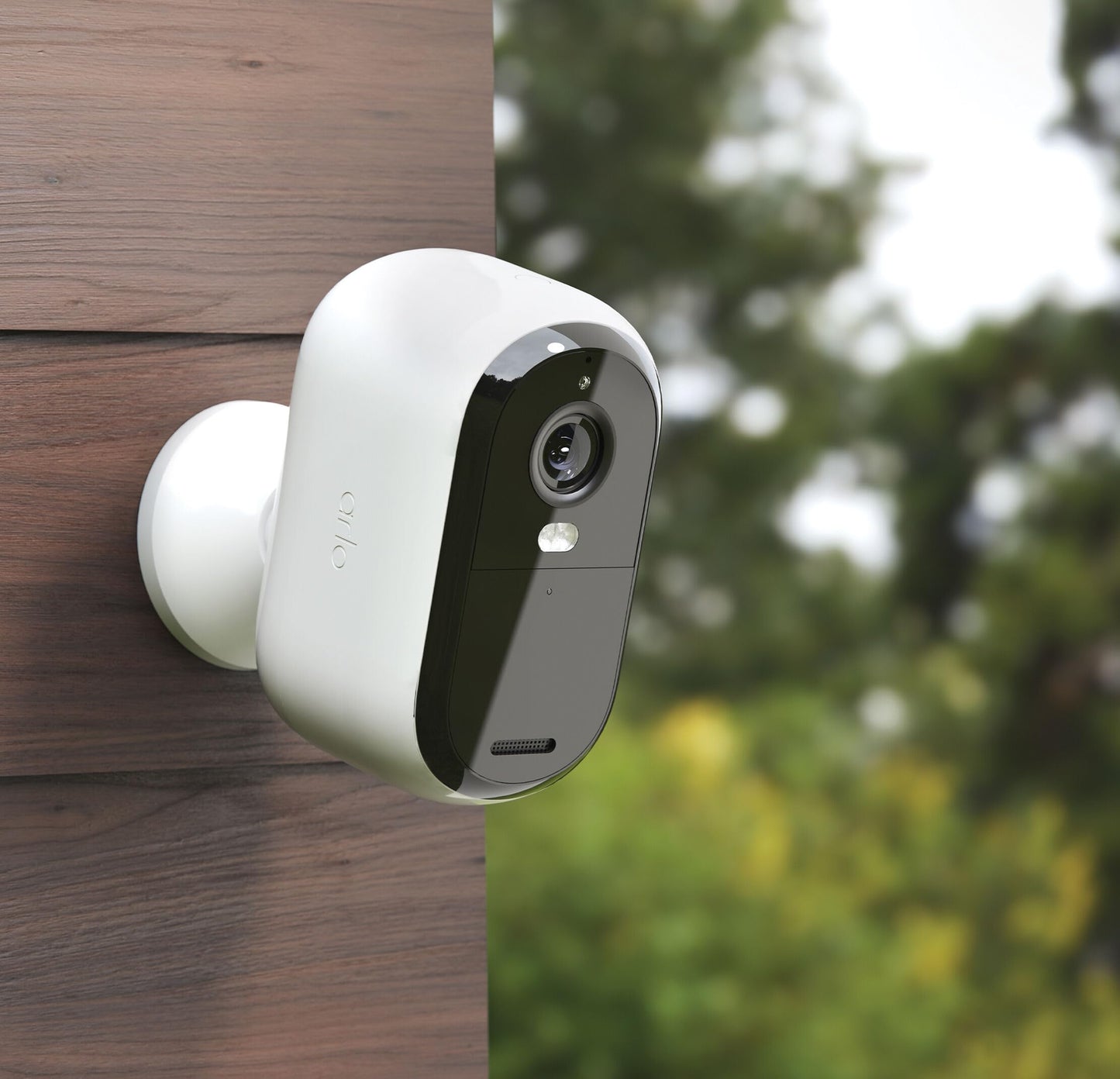 Arlo Essential Wireless Hd Security Camera, 2nd Generation, Outdoor & Indoor Wireless Camera with Color Night Vision - White, 1-Pack, VMC2050
