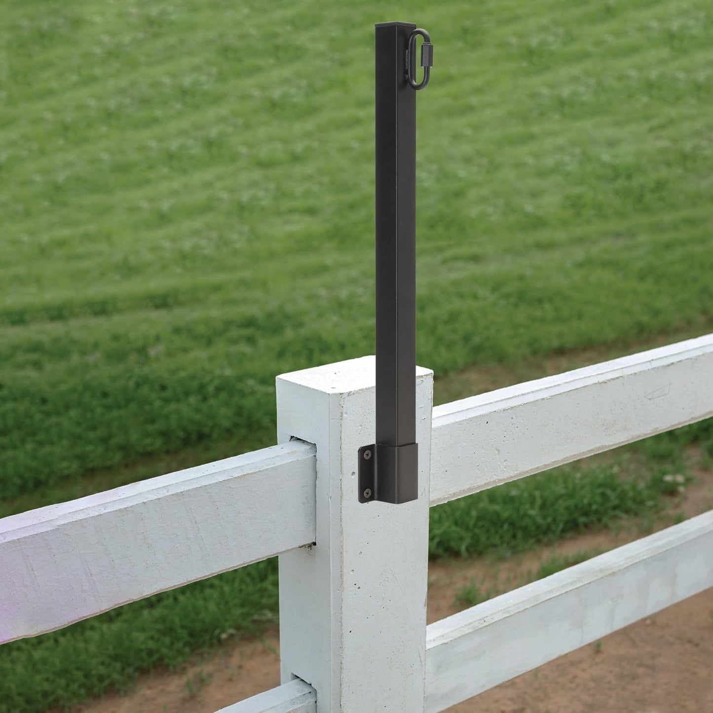 EXCELLO GLOBAL PRODUCTS 4 Pack of 1.3' Fence String Light Poles