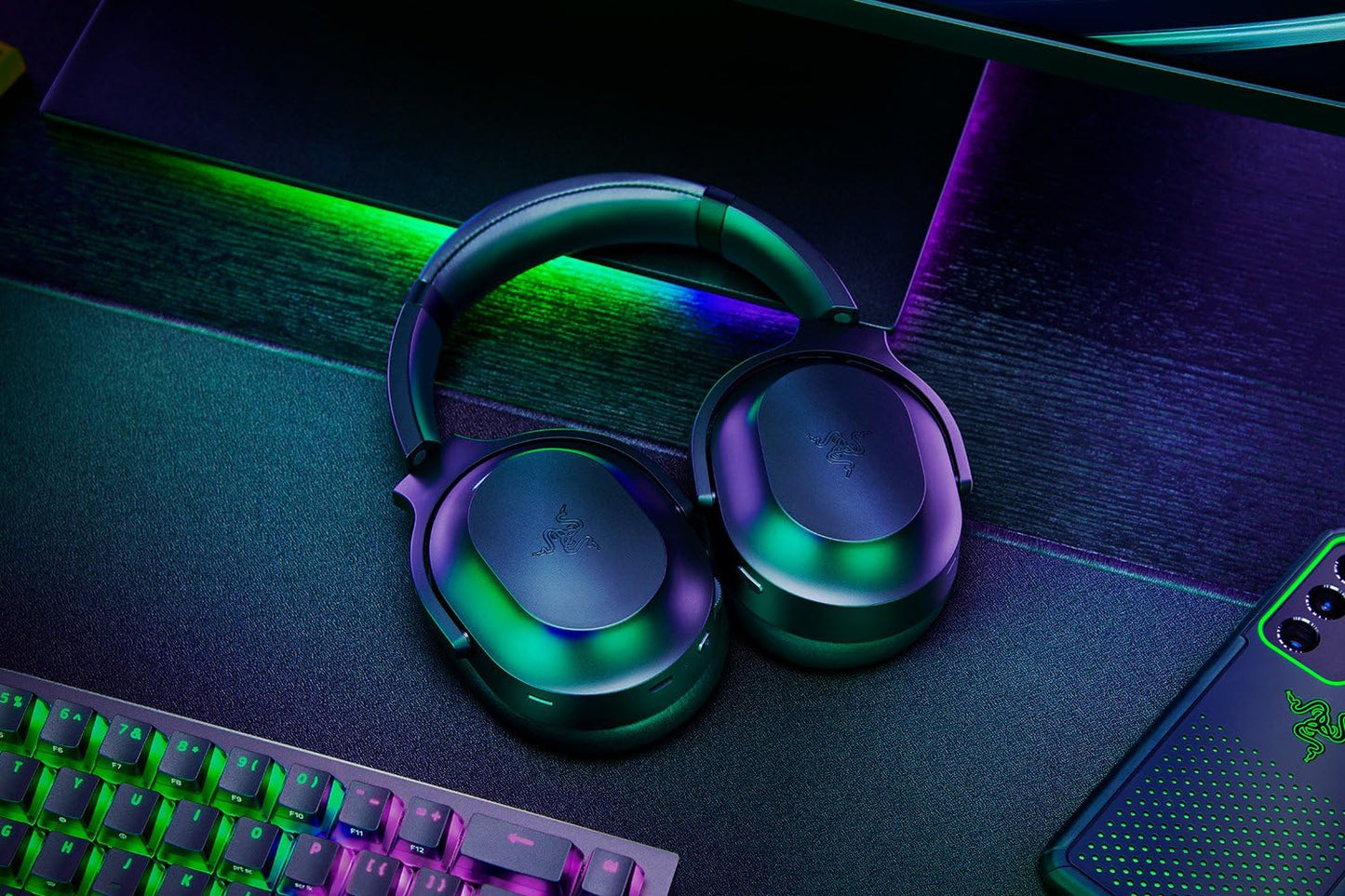 Razer Barracuda Pro Wireless Gaming & Mobile Headset (PC, PlayStation, Switch, Android, iOS): Hybrid ANC - 2.4GHz Wireless + Bluetooth - THX AAA