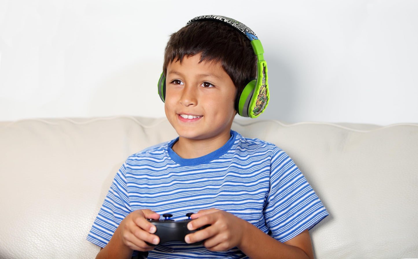 Teenage Mutant Ninja Turtles Bluetooth Headphones for Kids, Wireless Headphones with Microphone, Includes Aux Cord (Ninja Turtles)