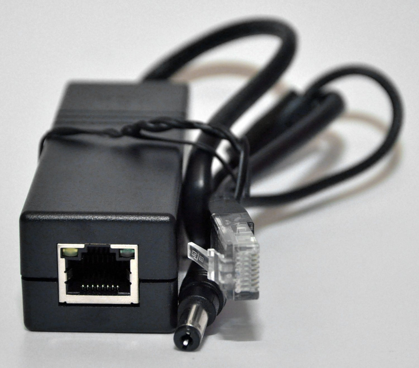 DiySecurityCameraWorld-Active 12V PoE Power Over ethernet Splitter Adapter, IEEE 802.3af Compliant 10/100Mbps, DC 12V1A Output