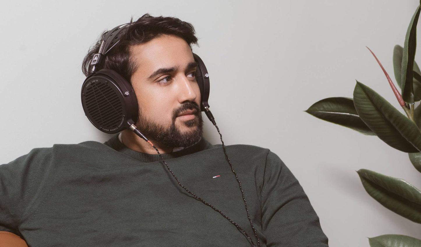 Audeze LCD2 Classic with Leather Free Earpads and Case