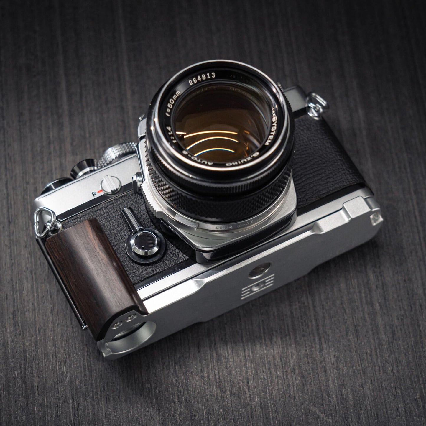 Handmade Wooden Wood Hand Grip L Alloy Base Plate for Olym pus OM2 OM1 OM-1 OM-2 Camera Holder (Ebony + Silver Base)