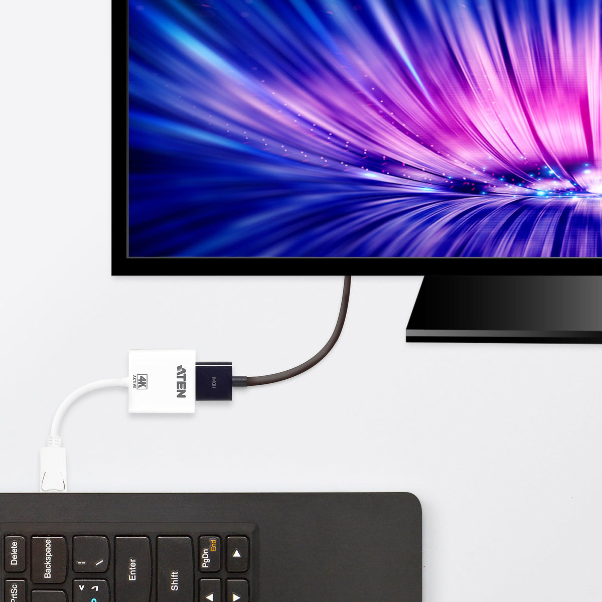 ATEN VC986 DisplayPort to HDMI Adapter 4K Active White Audio Eyefinity Multi Screen Support 1920 x 1200 60Hz - Mac Win Support
