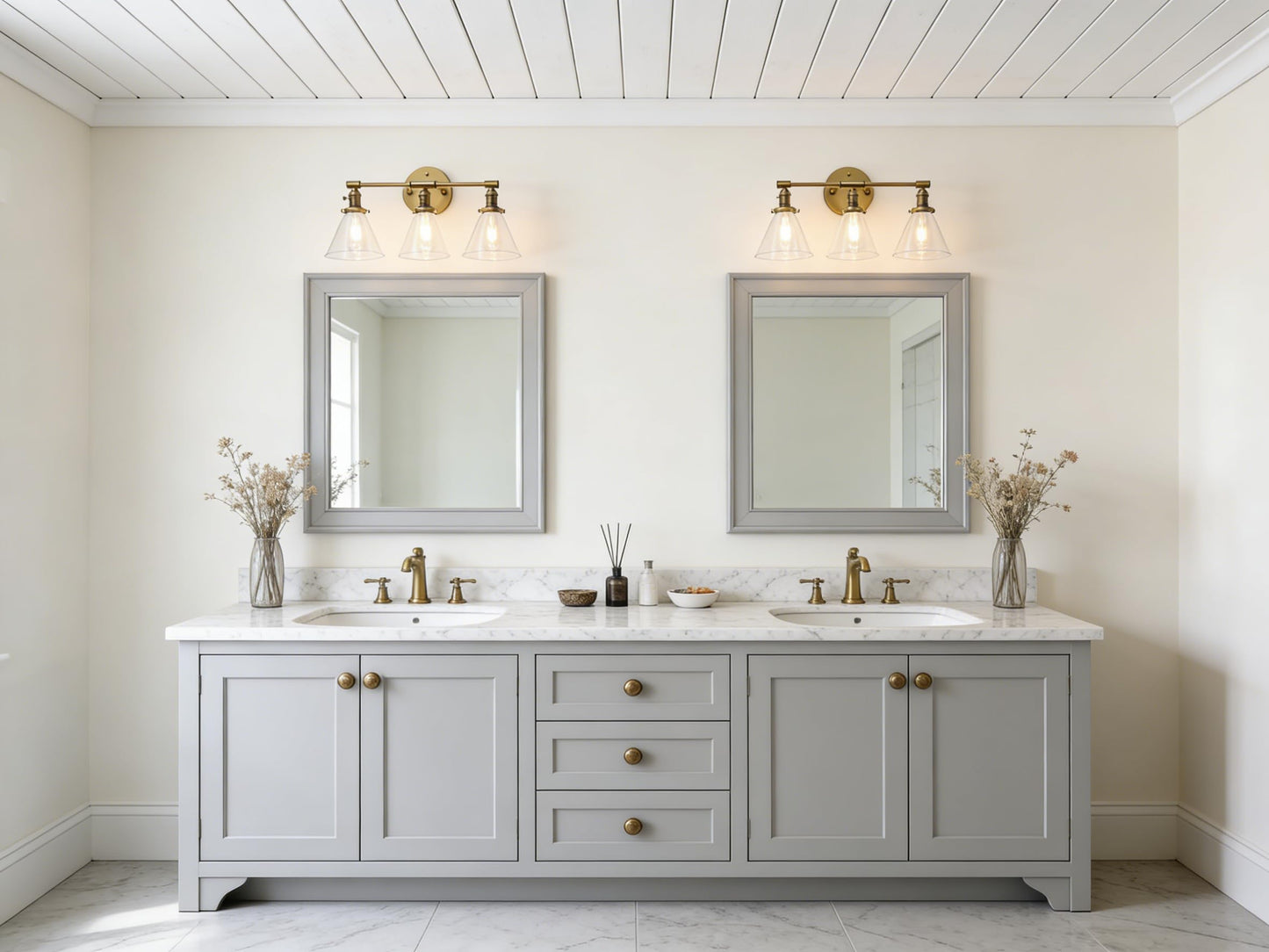 Phansthy 3-Light Wall Sconces Antique Brass Vanity Light, Industrial Wall Lamps with On Off Switch and Clear Glass Lampshade, Vintage Wall Lighting