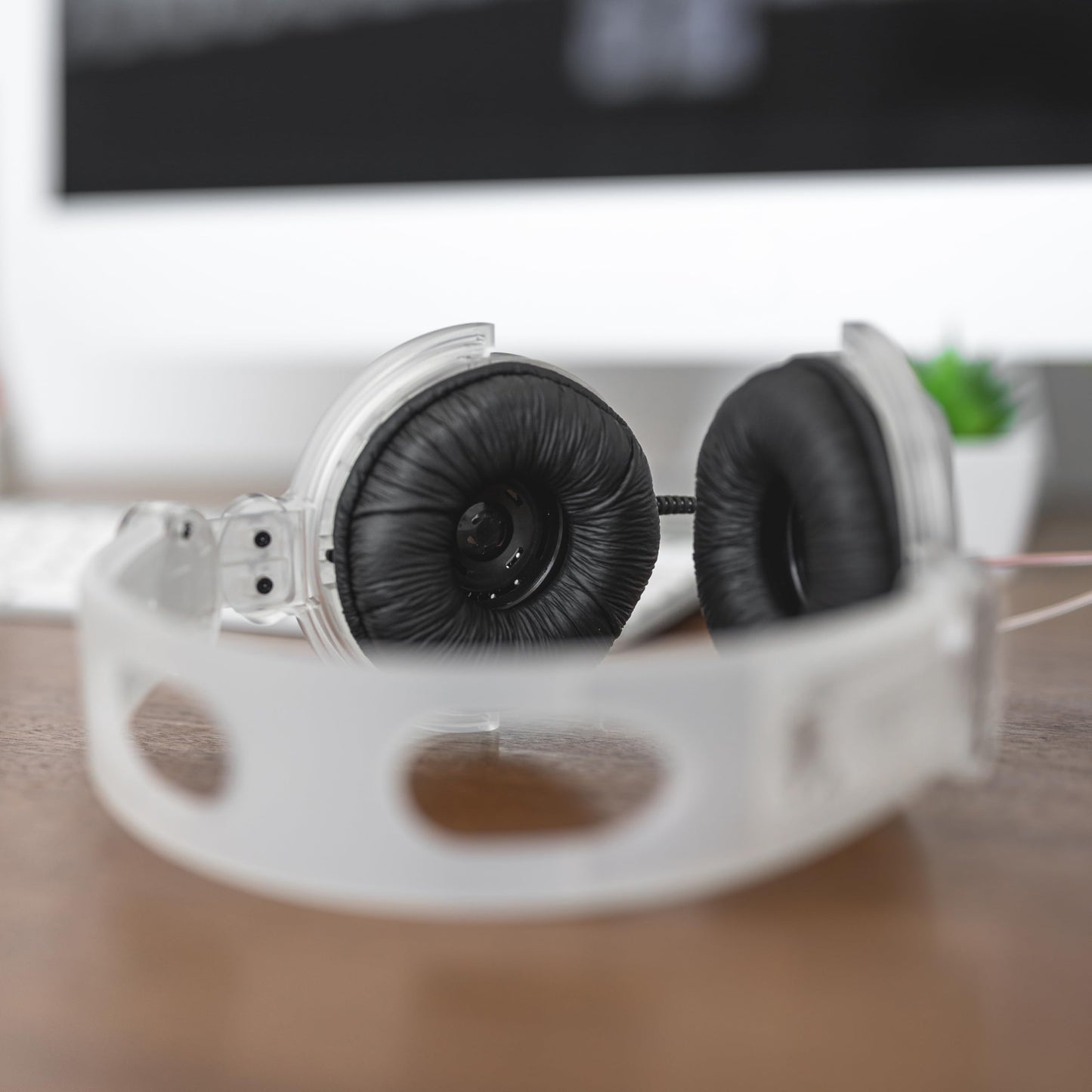 Koss CL20i Clear Transparent On-Ear Headphones, in-Line Microphone and Remote, Retro Style, 3.5mm Plug