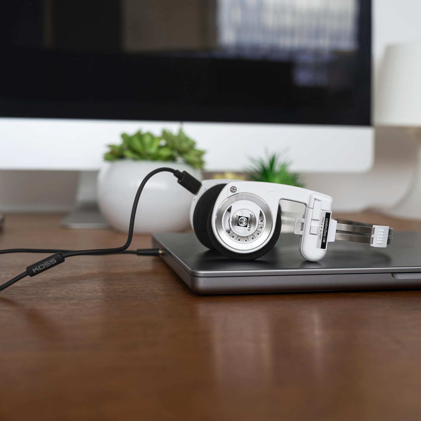 Koss KUSB-50 Analog Audio Pass Through Cord for KPH30 Wireless and Porta Pro Wireless, in-Line Microphone and Audio Remote, USB-C to 3.5mm, Black