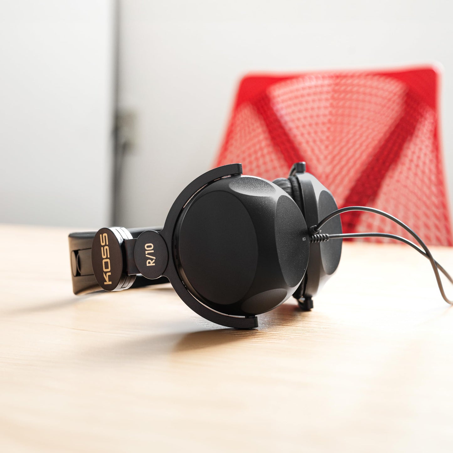 Koss R-10 On-Ear Headphones, Lightweight, 8 Foot Cord, Retro Style, Black