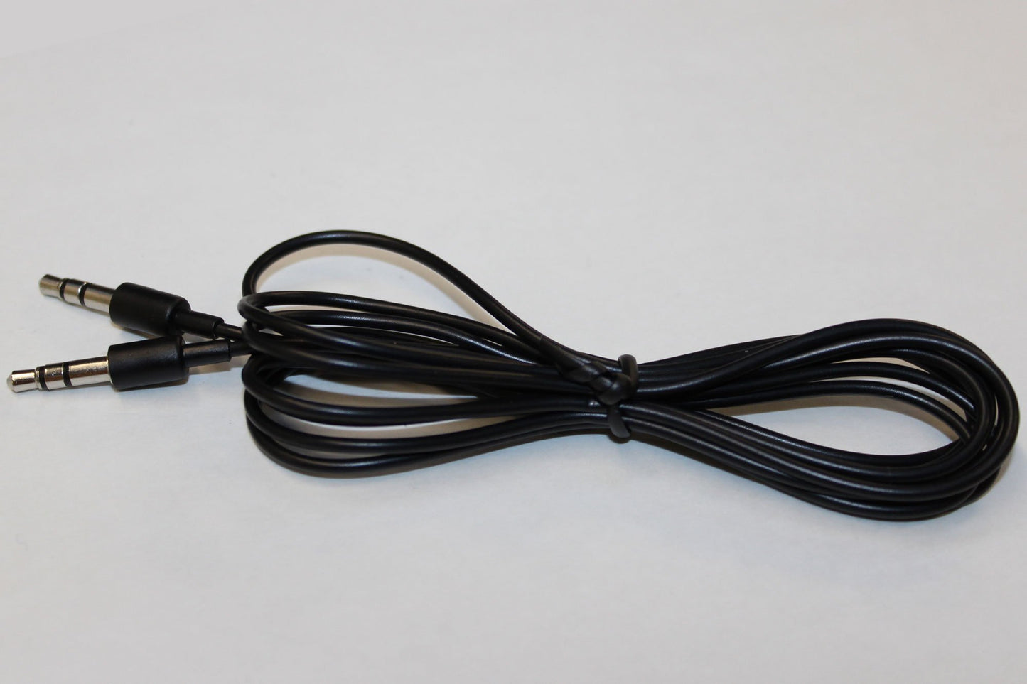 GROM TOYOA1 AUX Interface 3.5mm Phone Jack Connection, Compatible with Select Lexus Toyota 1998-2005