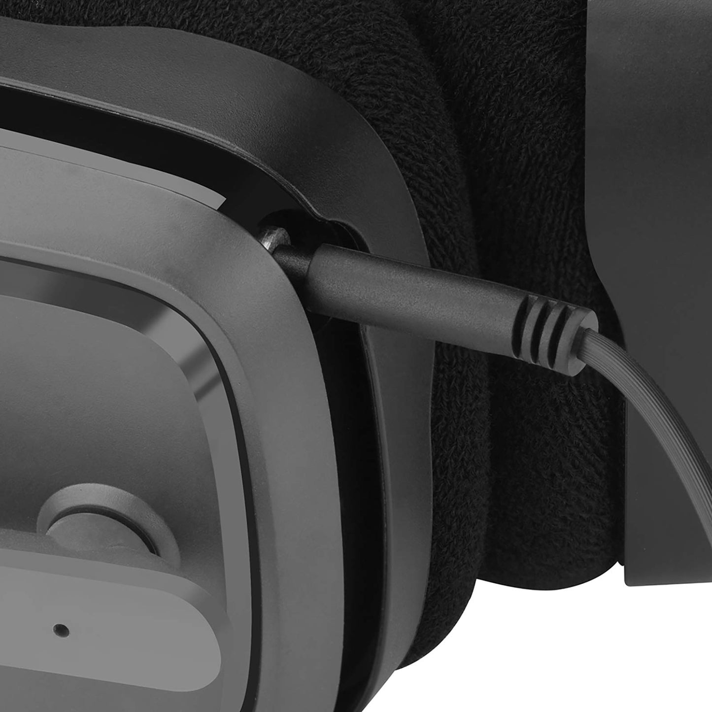 GEEKRIA Audio Cable Compatible with Astro A40tr/40/30/10 Gen 2 Gaming Headphones, 1/8" (3.5mm) to 3.5mm Aux Replacement Stereo Cord (5.6ft/1.7m)