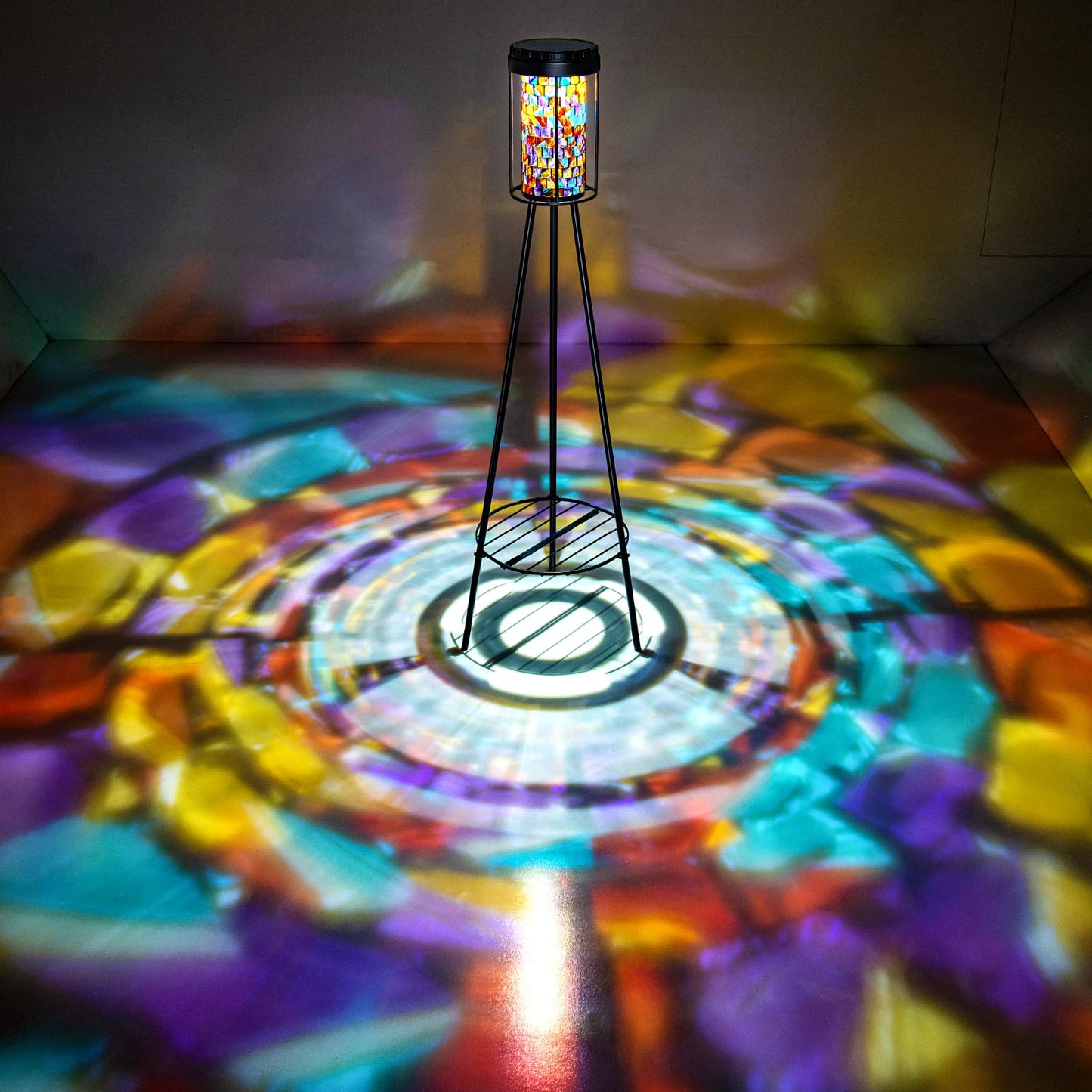 Outdoor Lamps for Patio, Outdoor Floor Lamp with Plant Stand, Solar Powered RGB Lights, Waterproof Standing Lamp for Garden Yard Décor, Stained Glass