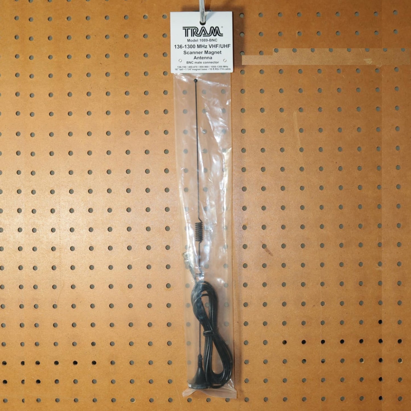 Tram® Scanner Mini-Magnet Antenna VHF/UHF/800-MHz to 1,300-MHz with SMA-Male Connector