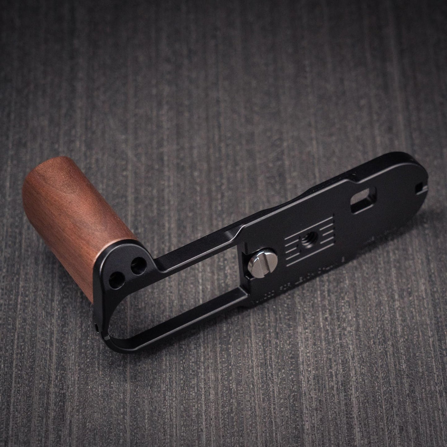 Iborrys L-Shaped Camera Handle ?Compatible with Leica D-LUX8 Camera ?Precious Vintage Solid Wood | Handcrafted by Experienced Artisans (Walnut)