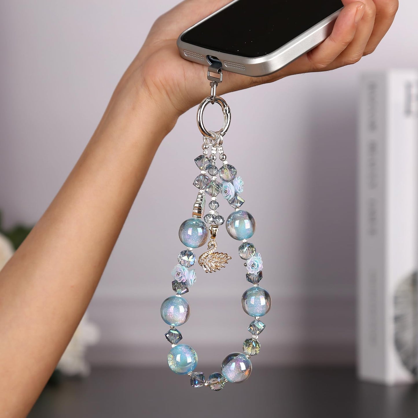 DYLWMYRL phone charm, Blue Bling Beaded Wrist Strap, Anti-Lost Detachable Cell Phone Lanyard for Women, Daily Commute & Travel