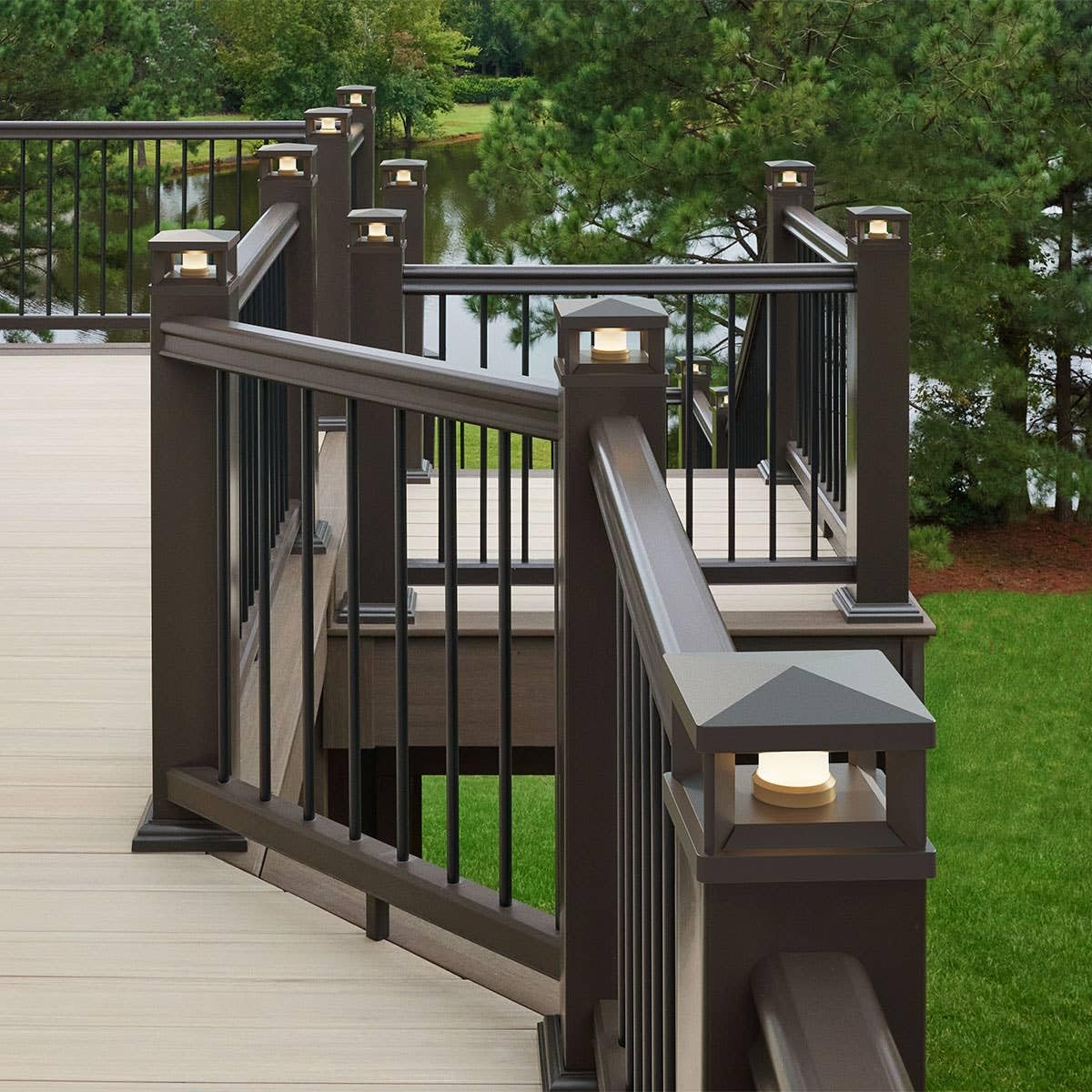 TIMBERTECH LED Lantern Post Cap Light